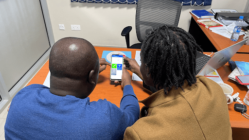 Oikoi digitizing agricultural data collection with CommCare for the World Poultry Foundation