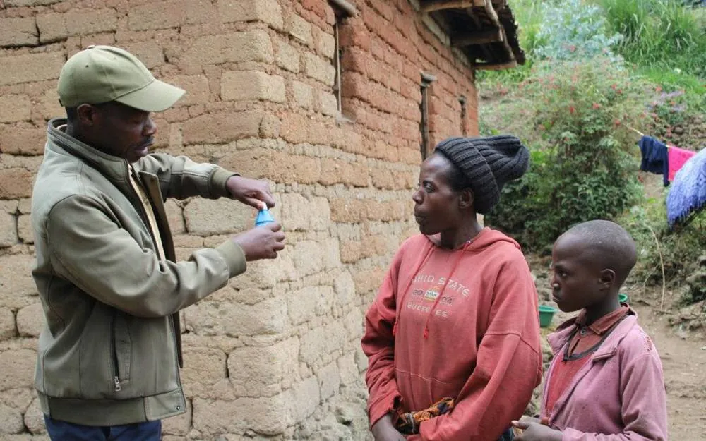 Move Up Global community health worker in Rwanda